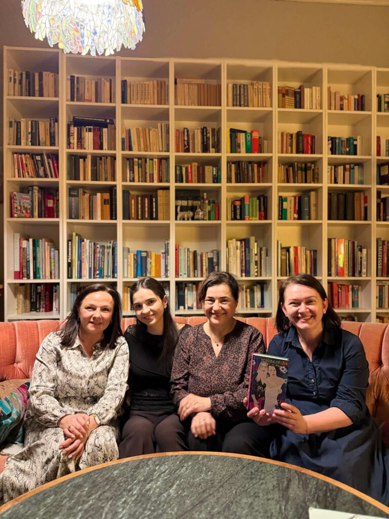 Treffen mit den Autorinnen "Im Namen der Mutter und der Tochter" im Gutshaus Ramin